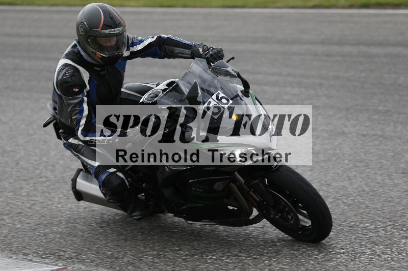 /Archiv-2025/10 23.04.2025 Cornu Master School ADR/rot-rouge/66